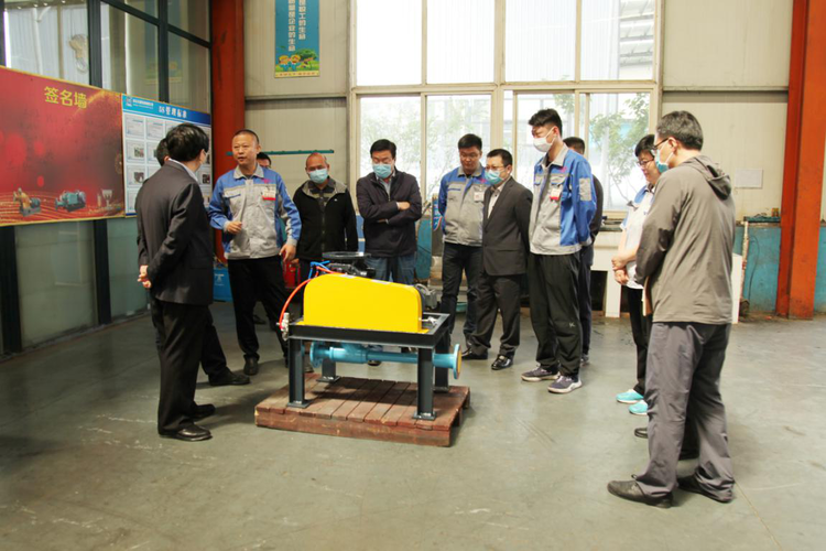 “氣力輸送連續(xù)供料關(guān)鍵設(shè)備”科技成果評(píng)價(jià)會(huì)在章丘豐源隆重舉行